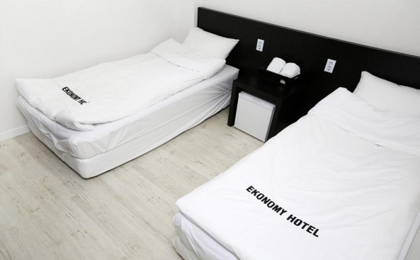 Ekonomy Hotel Gumi Dış mekan fotoğraf