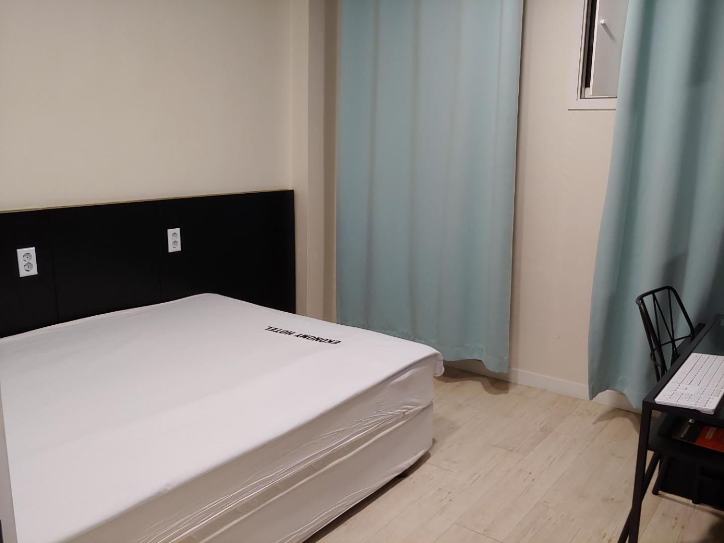 Ekonomy Hotel Gumi Dış mekan fotoğraf